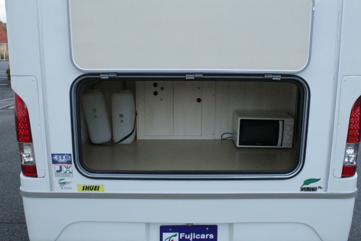 キャンピングカーキャブコン