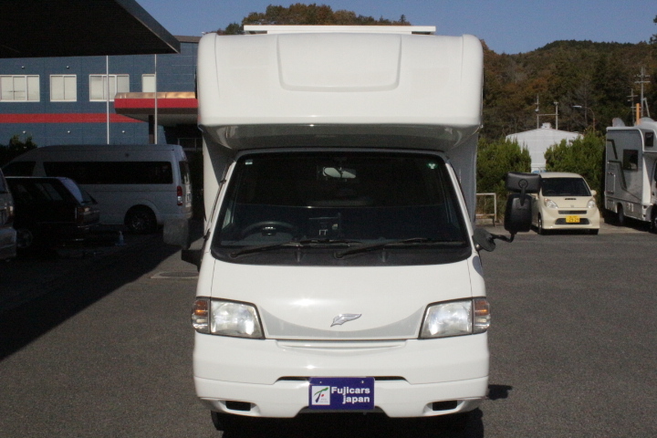 キャンピングカーキャブコン