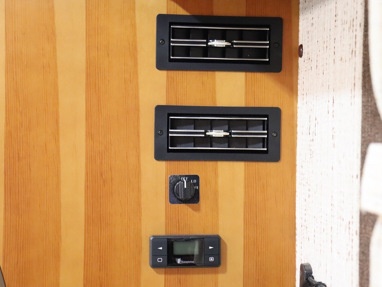 キャンピングカーキャブコン