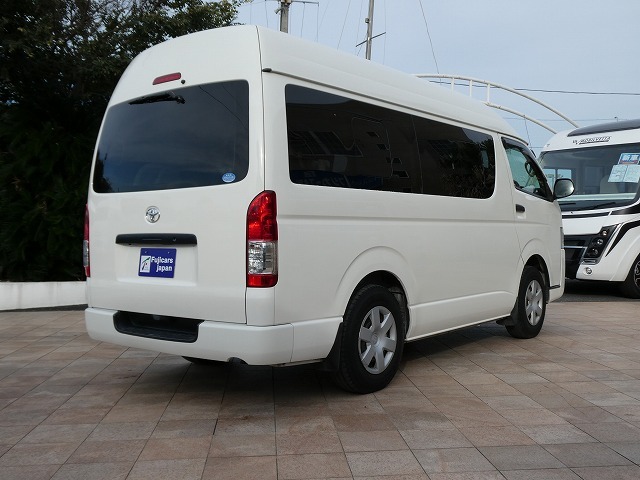 トヨタレジアスエース