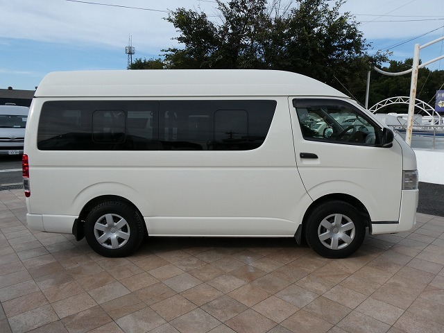 トヨタレジアスエース