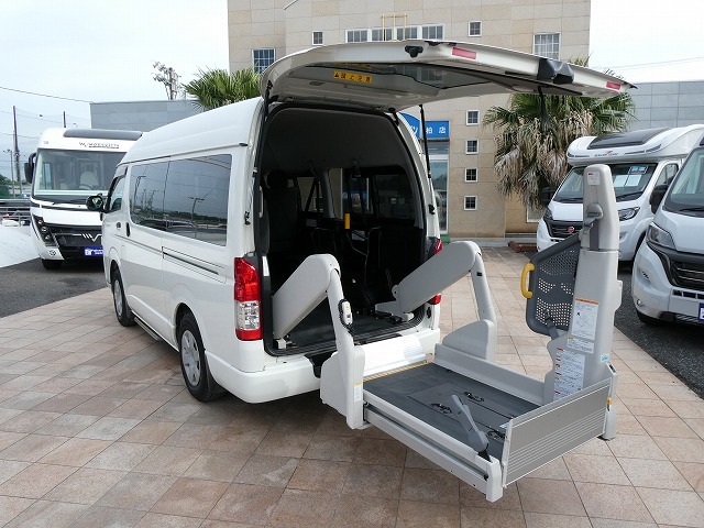 トヨタレジアスエース