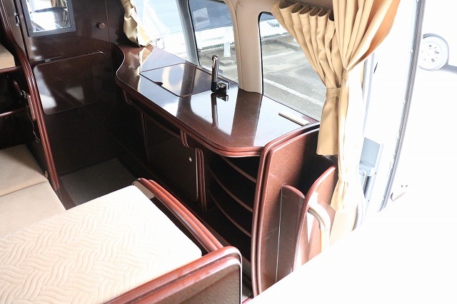 キャンピングカーバンコン