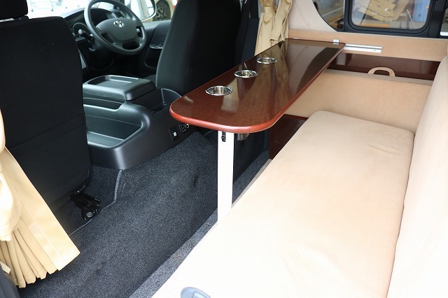 キャンピングカーバンコン