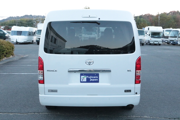 キャンピングカーバンコン