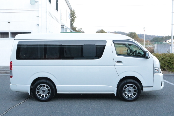 キャンピングカーバンコン