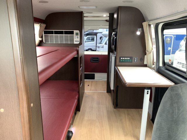 キャンピングカーバンコン