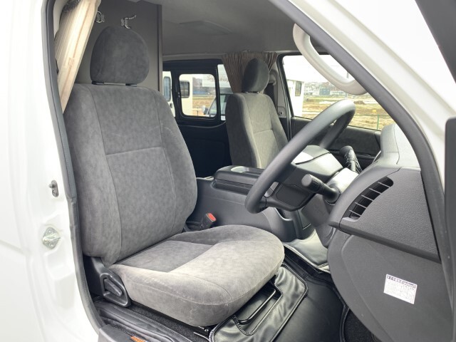 キャンピングカーバンコン