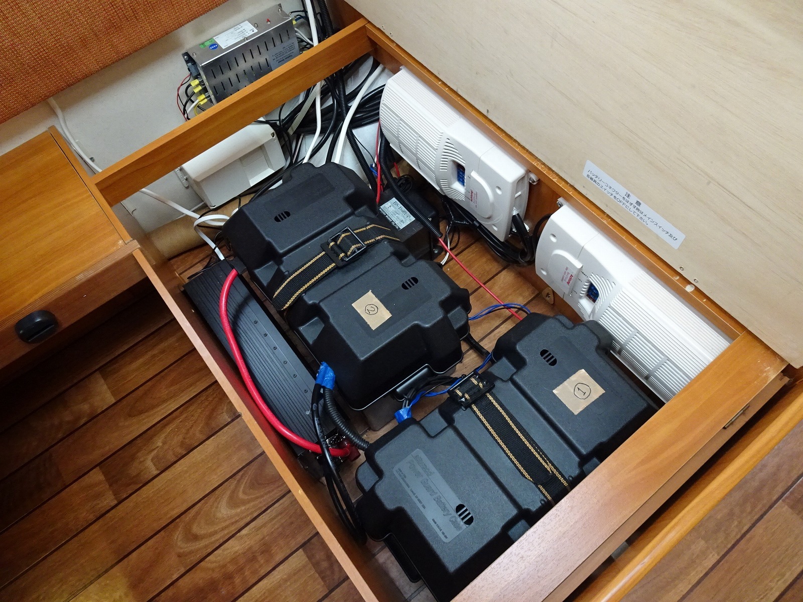 キャンピングカートレーラー