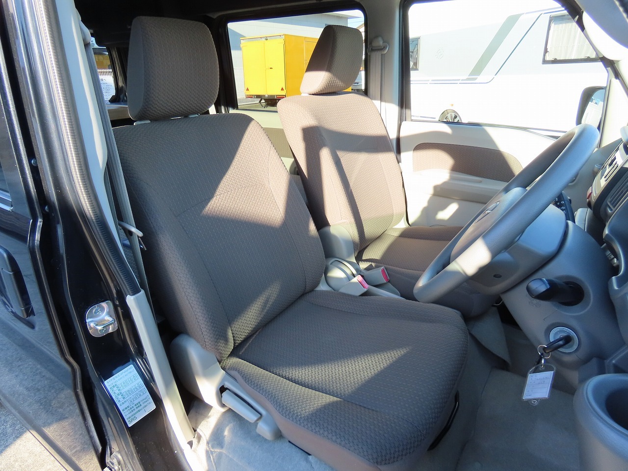 キャンピングカー軽キャンパー