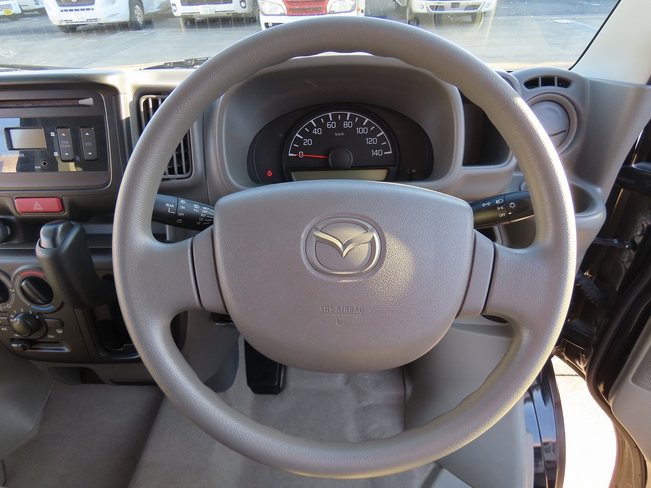 キャンピングカー軽キャンパー