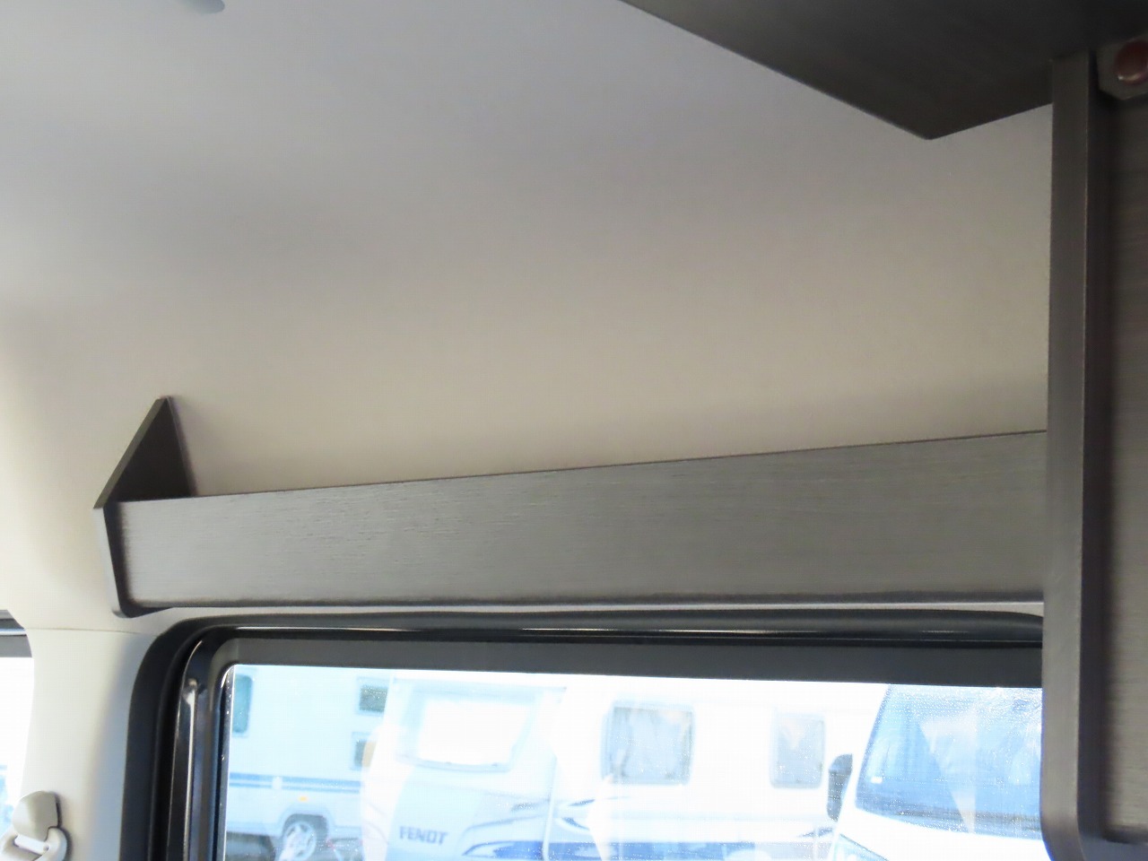 キャンピングカー軽キャンパー