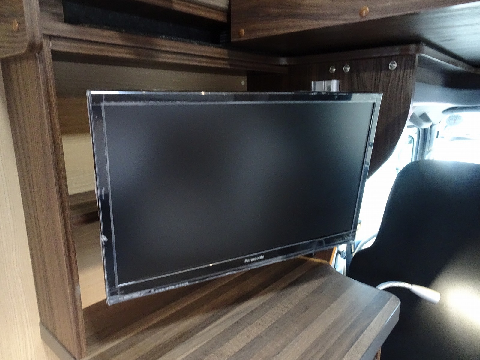 キャンピングカーキャブコン