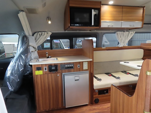 キャンピングカーバンコン