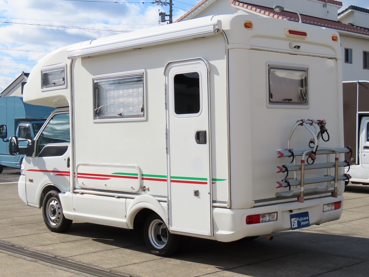 キャンピングカーキャブコン