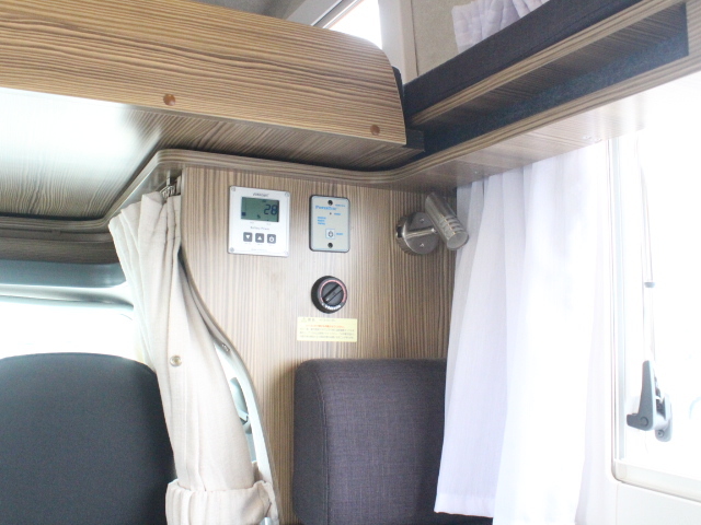 キャンピングカーキャブコン