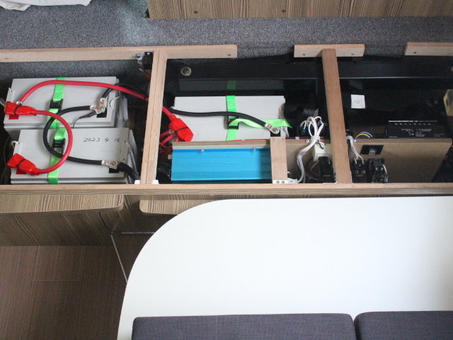 キャンピングカーキャブコン