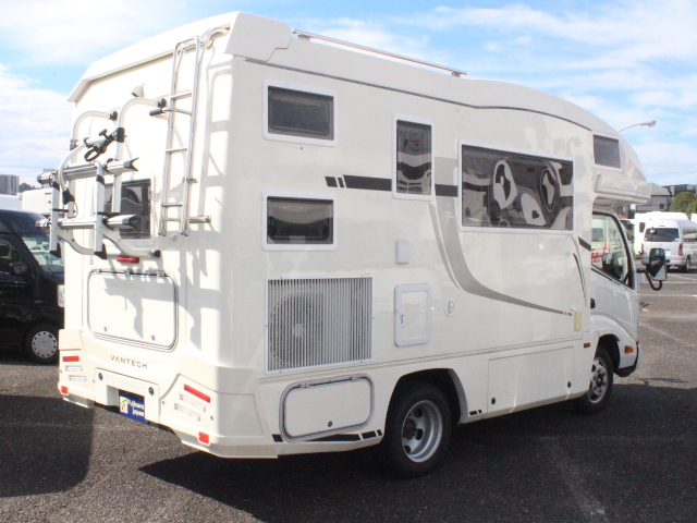 キャンピングカーキャブコン