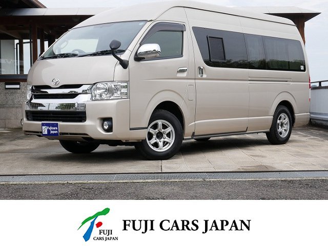 バンコン ハイエース レクビィ カントリークラブ 4WD 防水個室