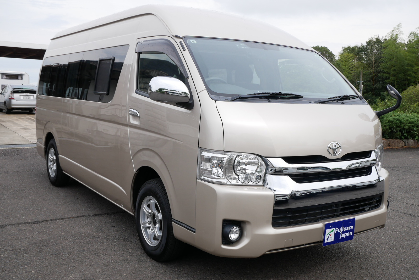 キャンピングカーバンコン