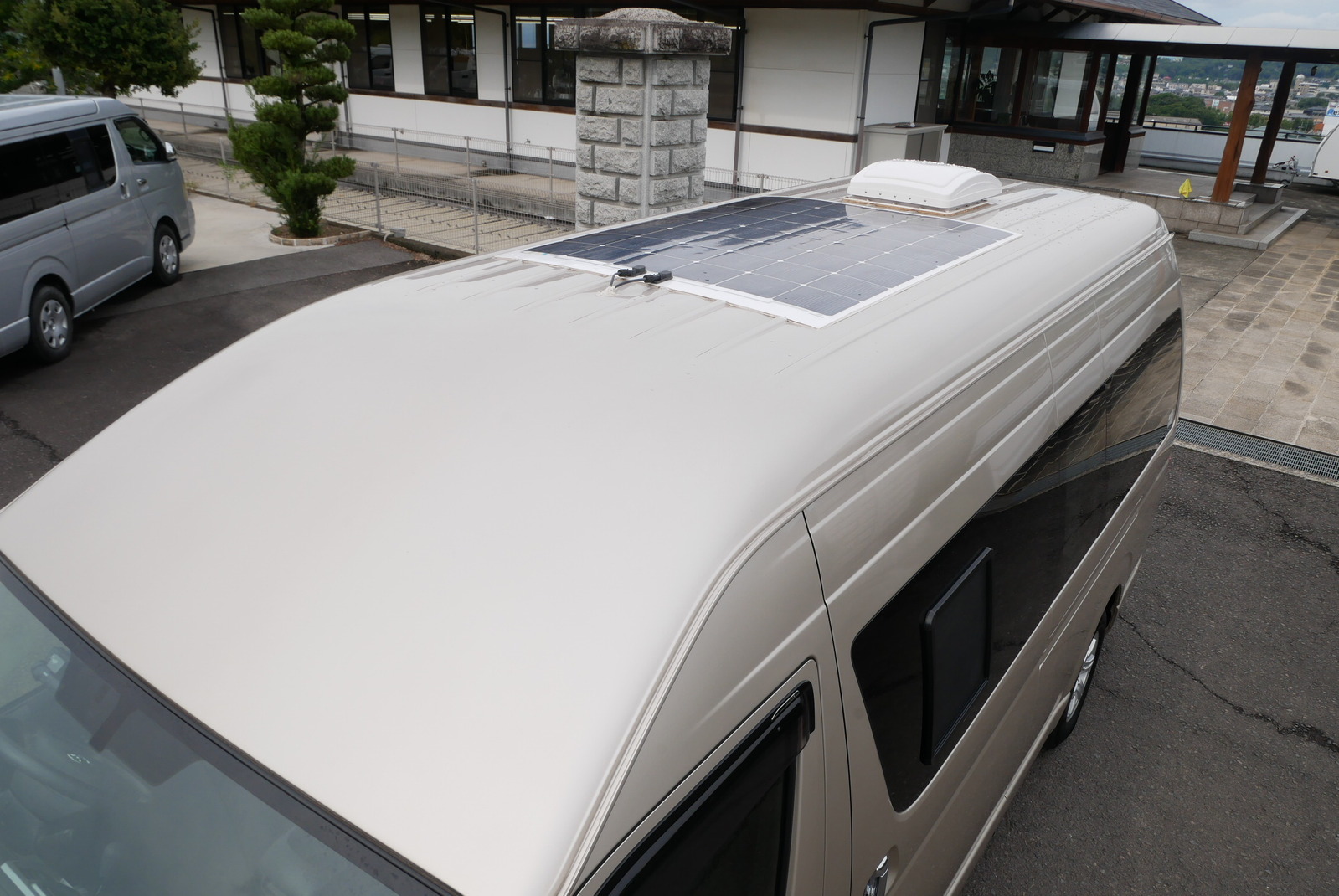 キャンピングカーバンコン