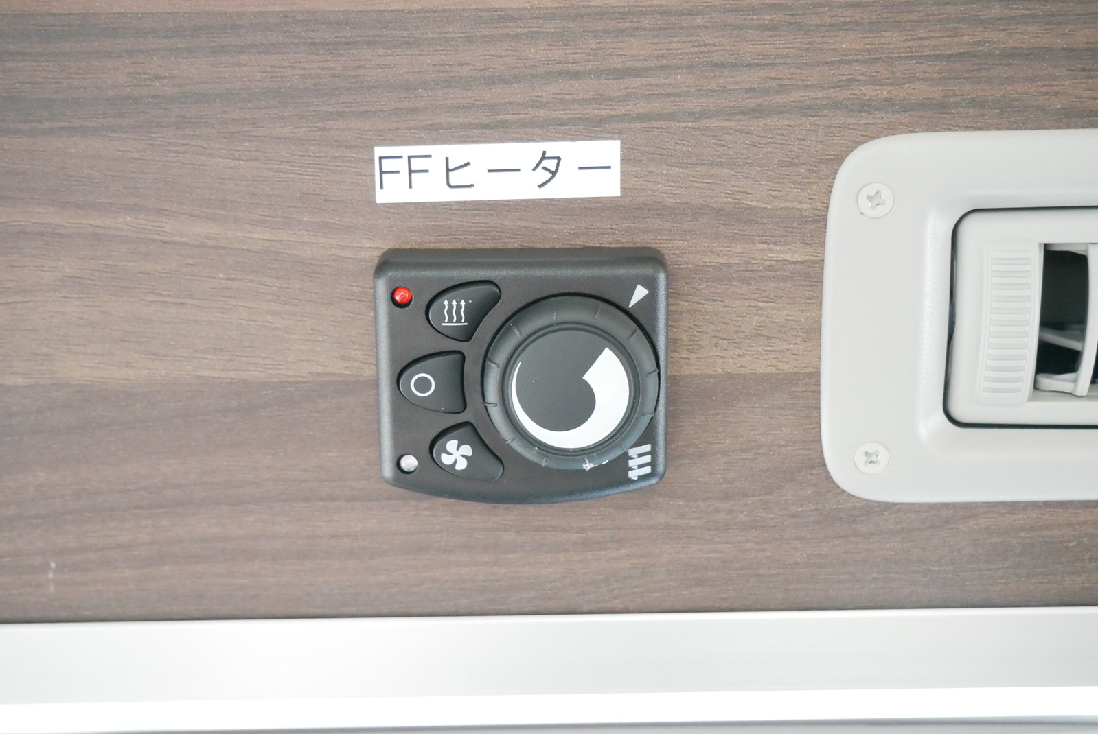 キャンピングカーバンコン