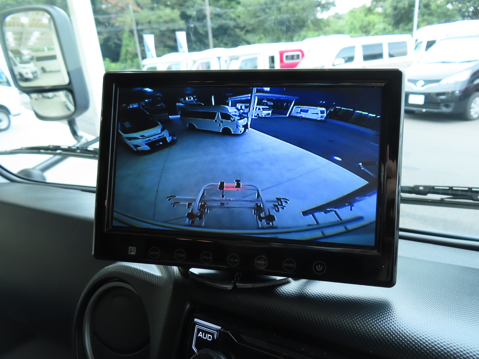 キャンピングカーキャブコン