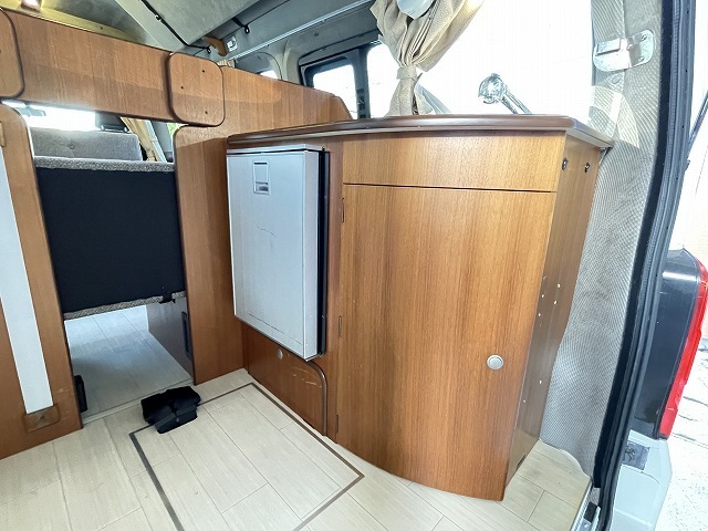 キャンピングカーバンコン