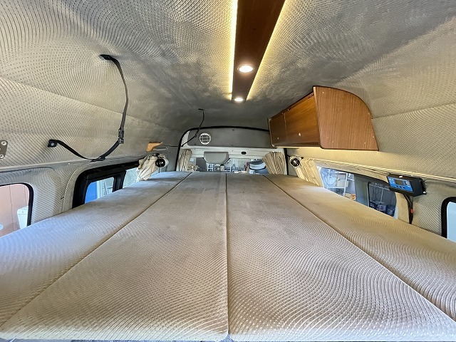 キャンピングカーバンコン