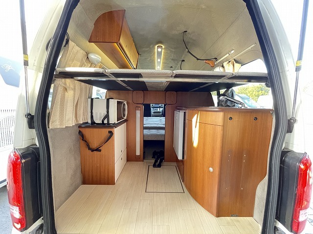 キャンピングカーバンコン