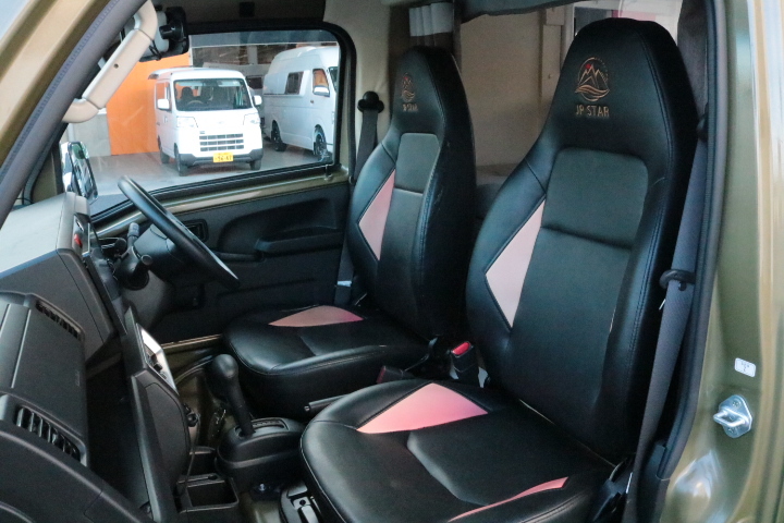 キャンピングカー軽キャンパー