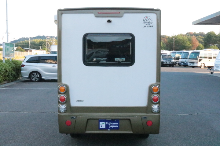 キャンピングカー軽キャンパー