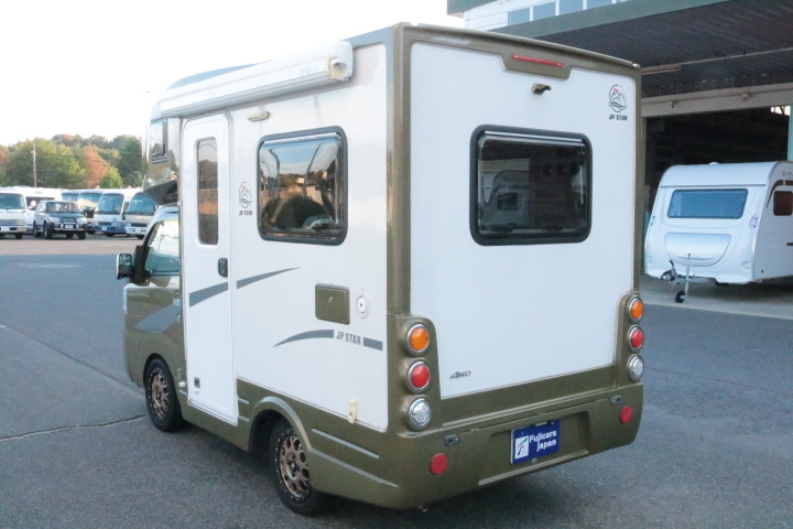 キャンピングカー軽キャンパー