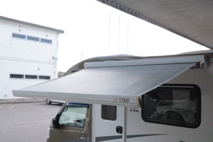 キャンピングカー軽キャンパー