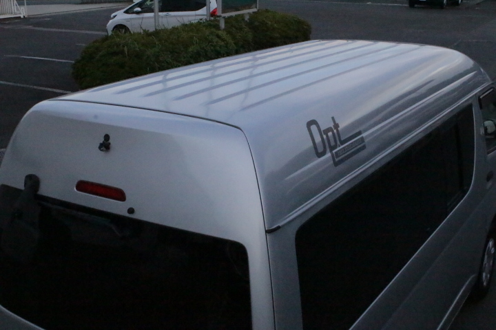 キャンピングカーバンコン