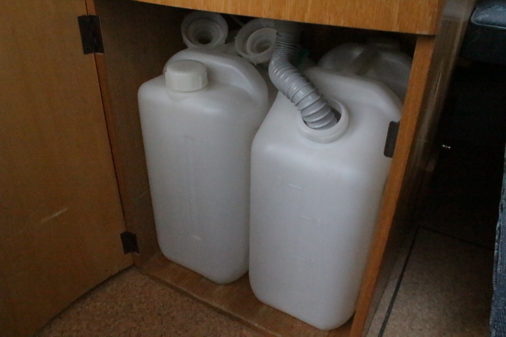 キャンピングカーバンコン