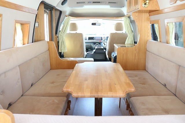 キャンピングカーバンコン