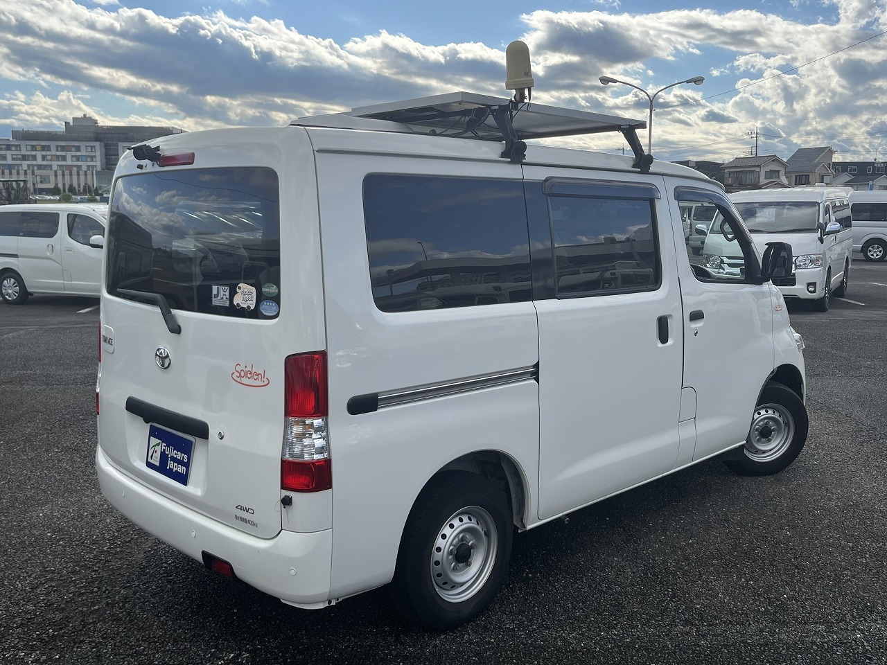 キャンピングカーバンコン