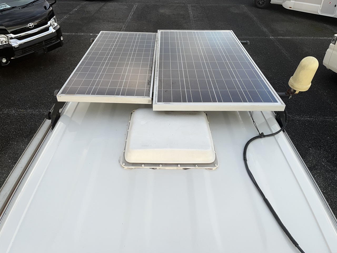 キャンピングカーバンコン