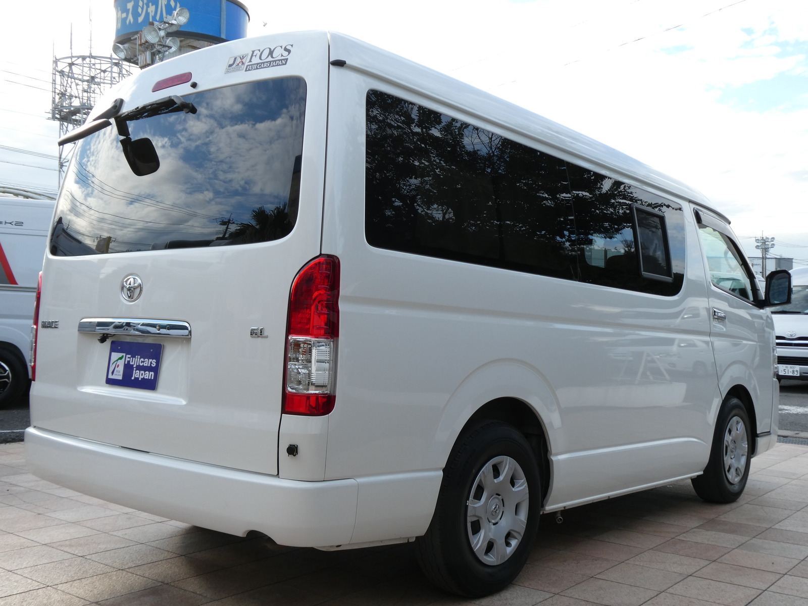 キャンピングカーバンコン