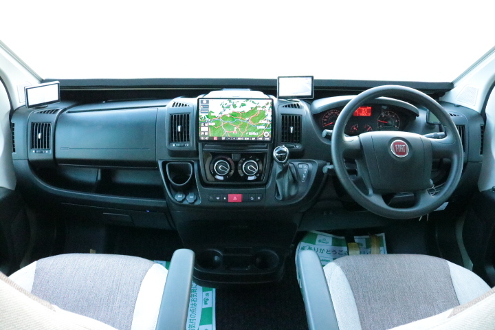 キャンピングカーバンコン