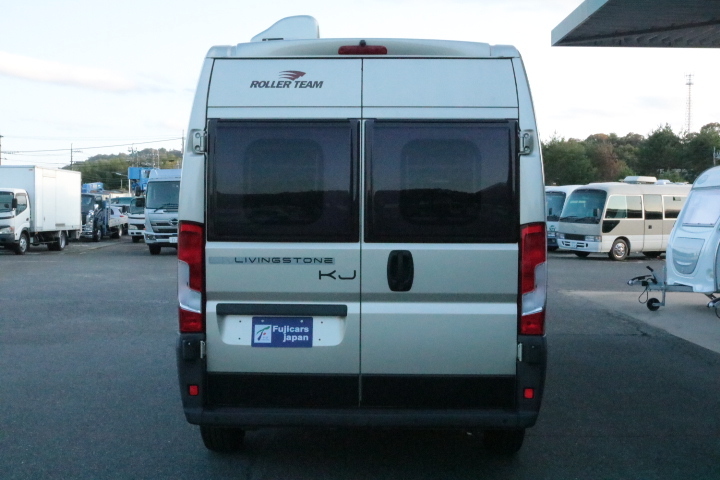 キャンピングカーバンコン