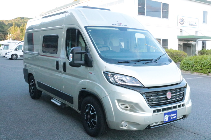 キャンピングカーバンコン