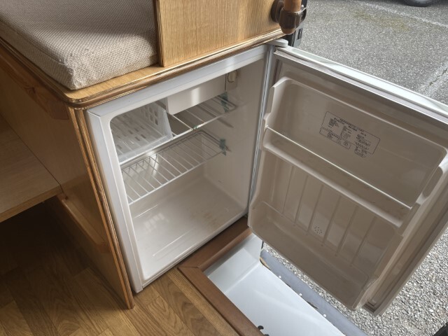 キャンピングカーキャブコン