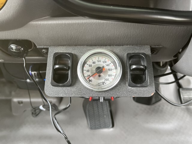キャンピングカーキャブコン