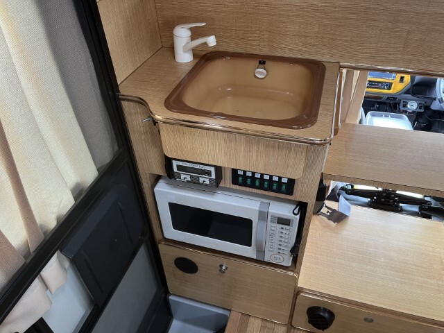 キャンピングカーキャブコン