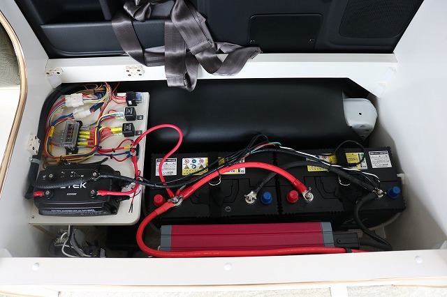 キャンピングカーバンコン