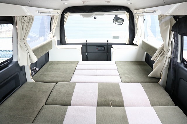 キャンピングカーバンコン