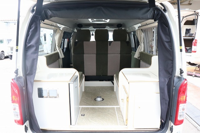 キャンピングカーバンコン