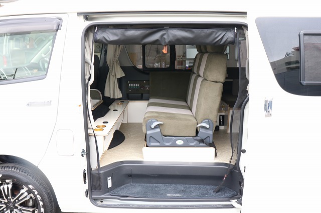 キャンピングカーバンコン